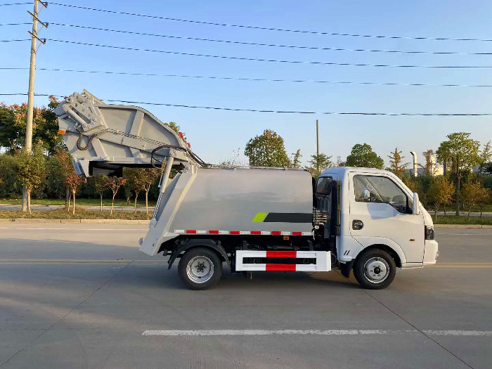 東風(fēng)途逸藍(lán)牌壓縮式垃圾車 東風(fēng)途逸藍(lán)牌壓縮式垃圾車