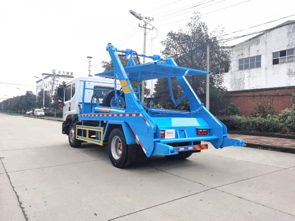 國(guó)六多利卡D9擺臂式垃圾車 國(guó)六多利卡D9擺臂式垃圾車