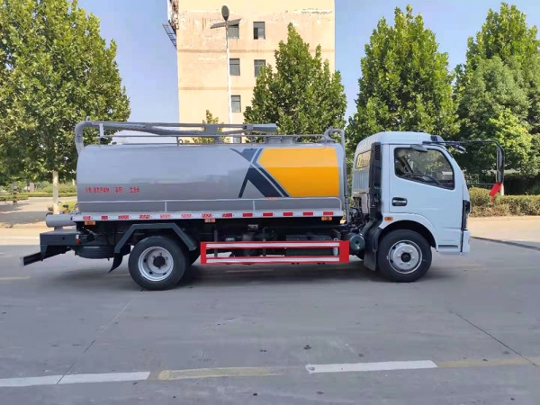 國六【9立方 】東風(fēng)多利卡D7吸糞車 東風(fēng)凱普特K7 國六【9立方 】東風(fēng)多利卡D7吸糞車 東風(fēng)凱普特K7