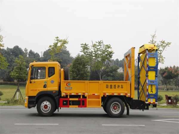 D9防撞車
